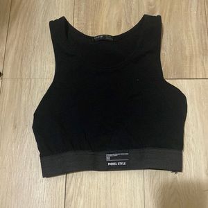 black crop top!